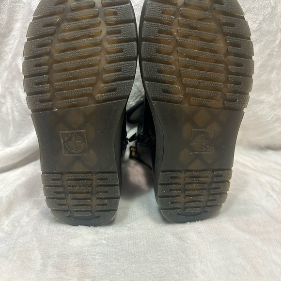 Dr. Martens Black Kids Boots - Picture 6 of 6